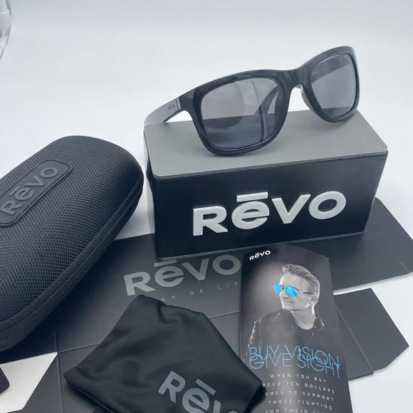 Rēvo Huddie Sunglasses Black Shiny/Graphite Grey Polarized Lenses Unisex Style Revo | Accessories | Rvo Huddie Sunglasses Black  main image 3